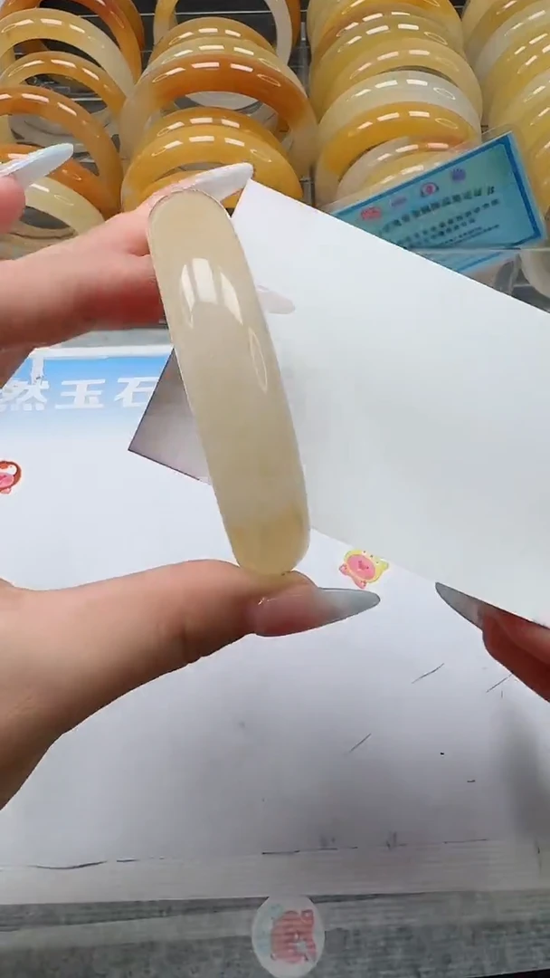 未镶嵌手镯石英质玉97