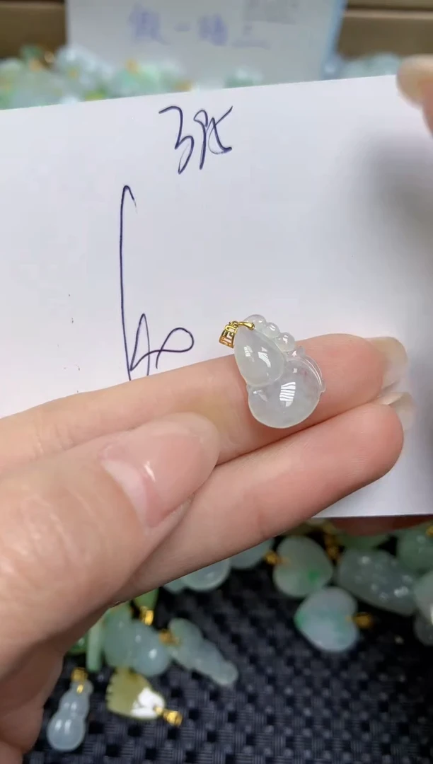 【闪购商品】翡翠颈饰18K金镶嵌天然缅甸A货翡翠