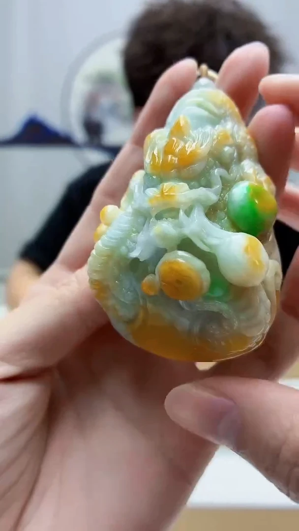未镶嵌定制翡翠4688zm-毛货挂件龙牌28