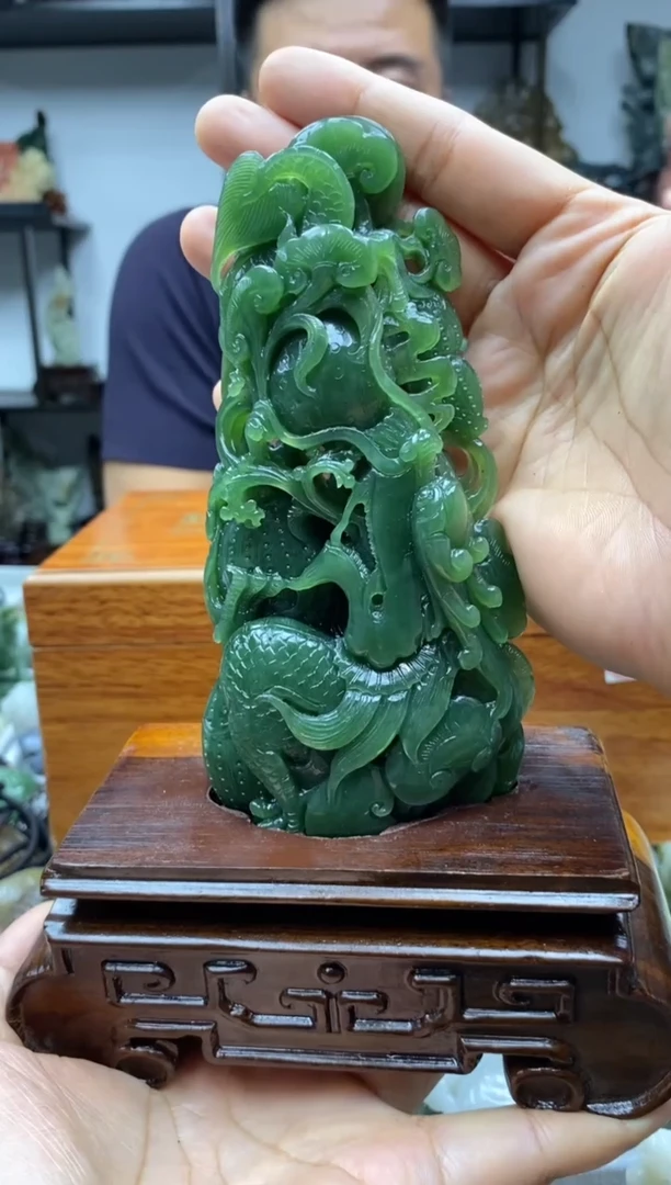 未镶嵌和田玉摆件1