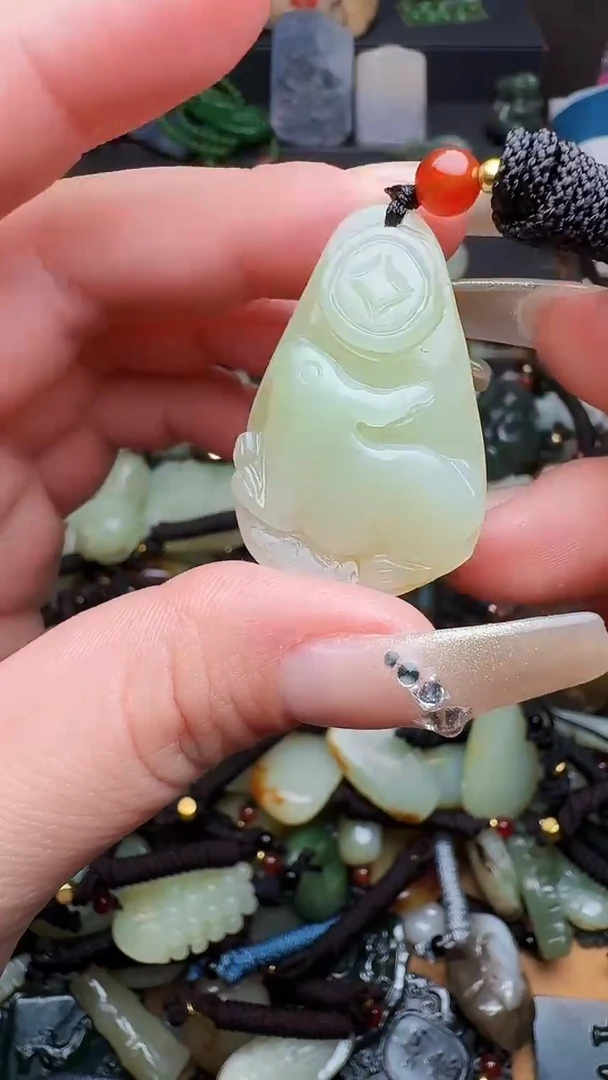 【闪购商品】和田玉颈饰未镶嵌兔子·