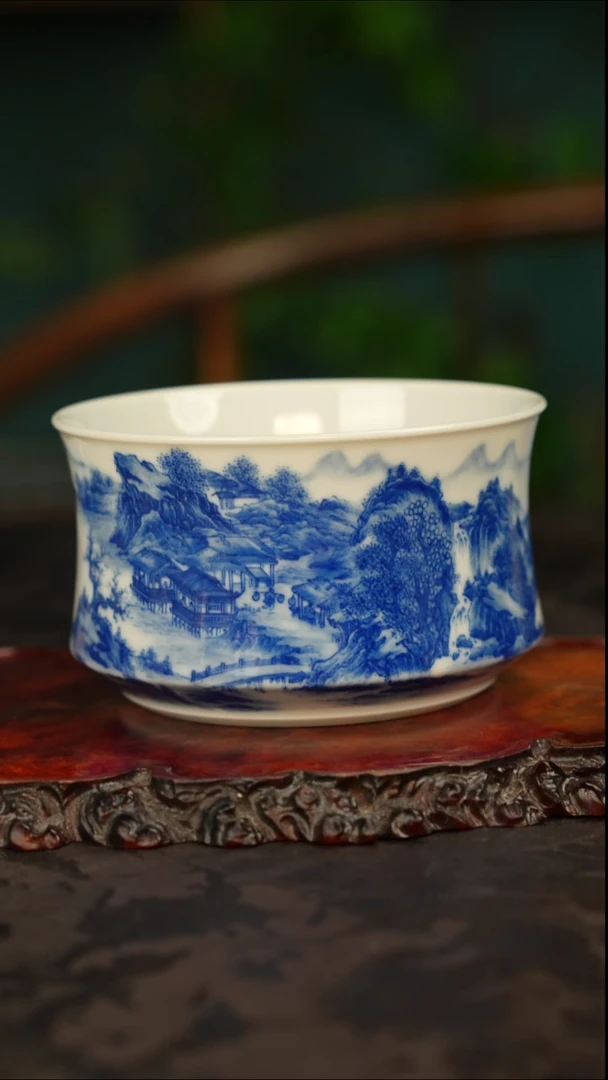 青花手绘山水主人杯