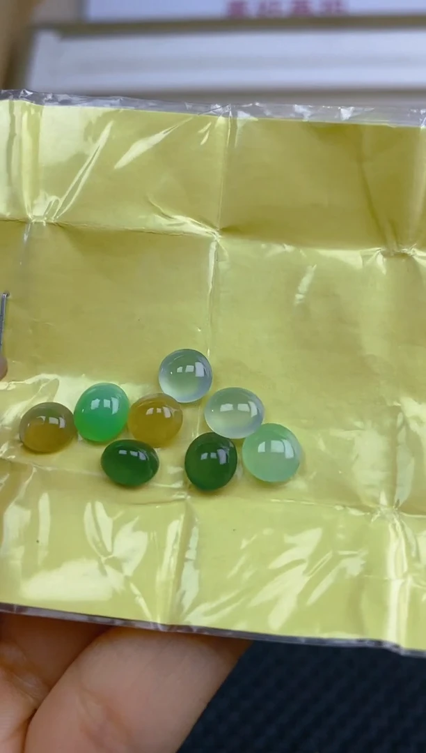 定制翡翠未镶嵌天然翡翠蛋面37
