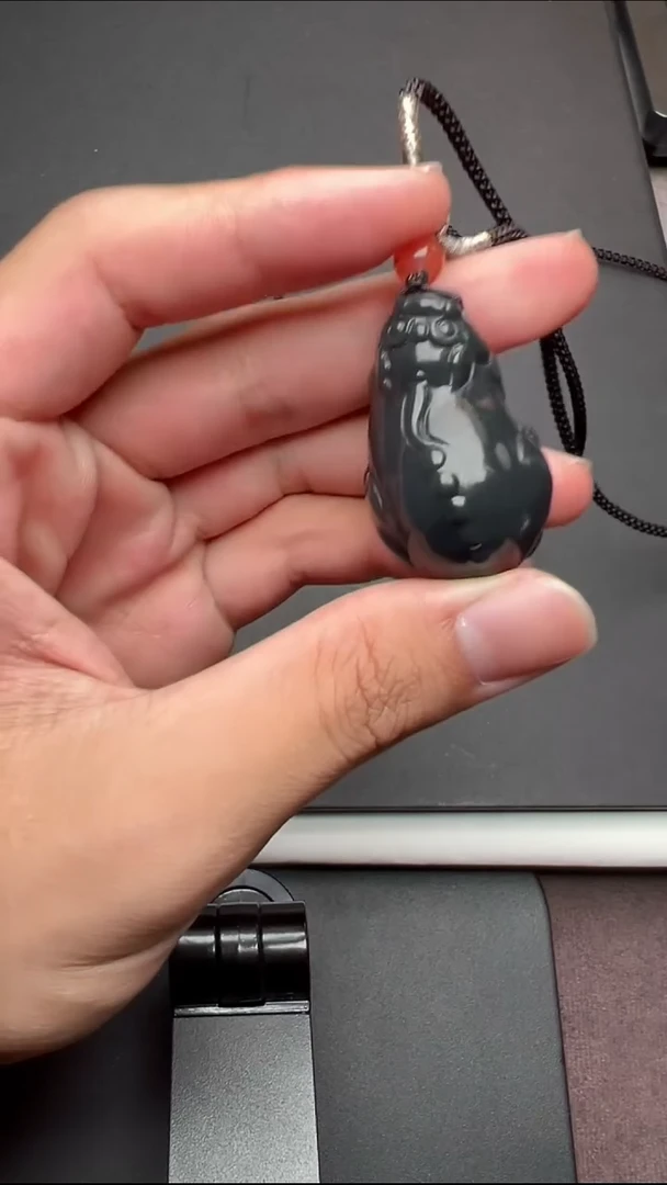 和田玉未镶嵌吊坠(不含链)JYHGL0603