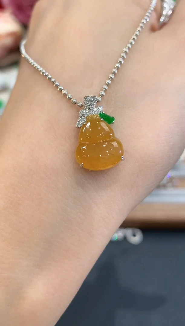 吊坠(不含链)18K金镶嵌翡翠 w3