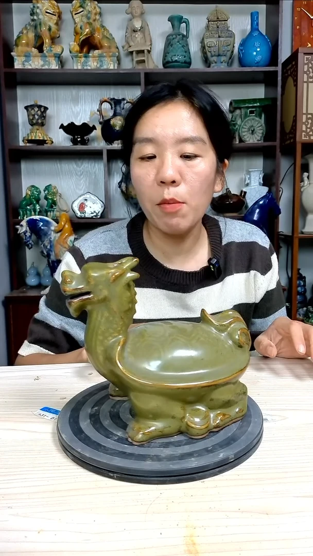 经典精美复古风格瓷器