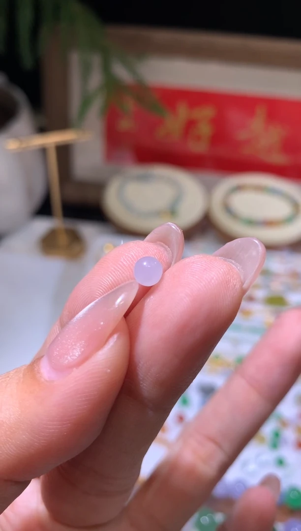 未镶嵌定制翡翠4.6卡珠子