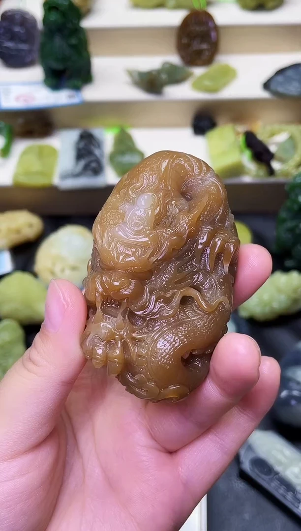 和田玉未镶嵌颈饰1