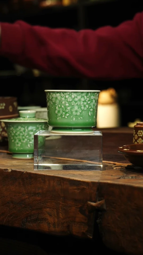 【闪购商品】瓷片李斌 梅子青 繁花容天杯
