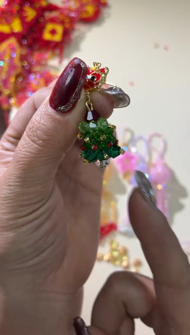 玻璃2977卡4水晶尖珠圣诞树材料包5个绿色