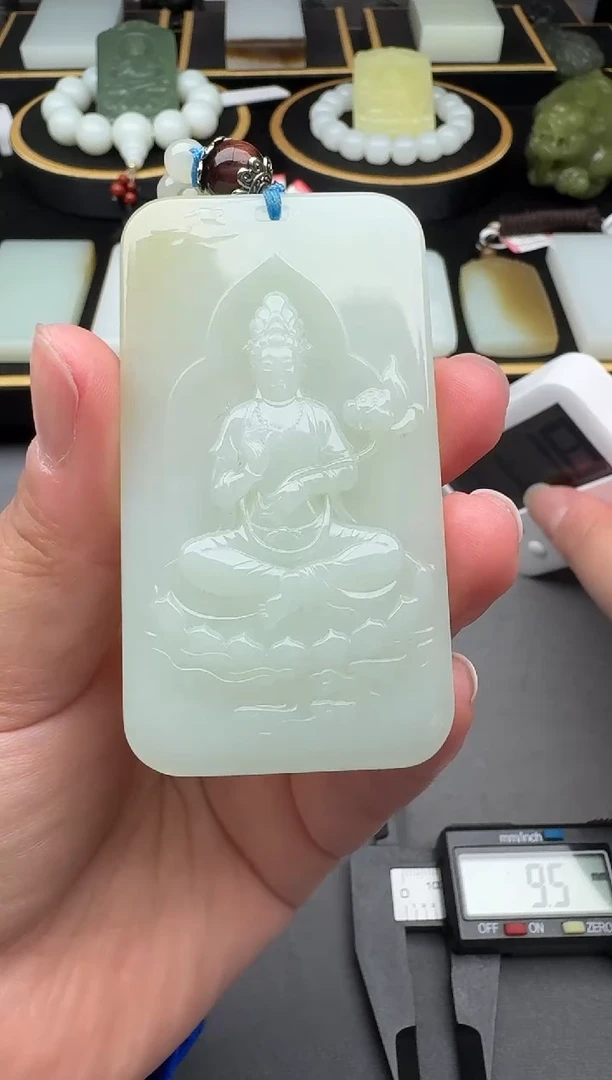 颈饰未镶嵌和田玉4