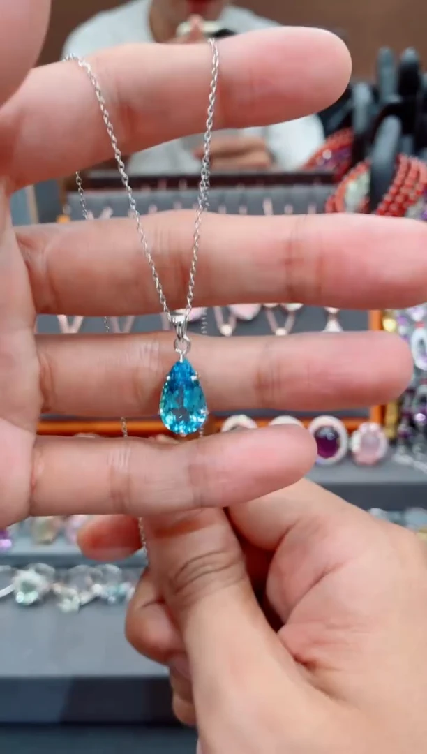 银S925镶嵌吊坠托帕石柠****去托帕石吊坠