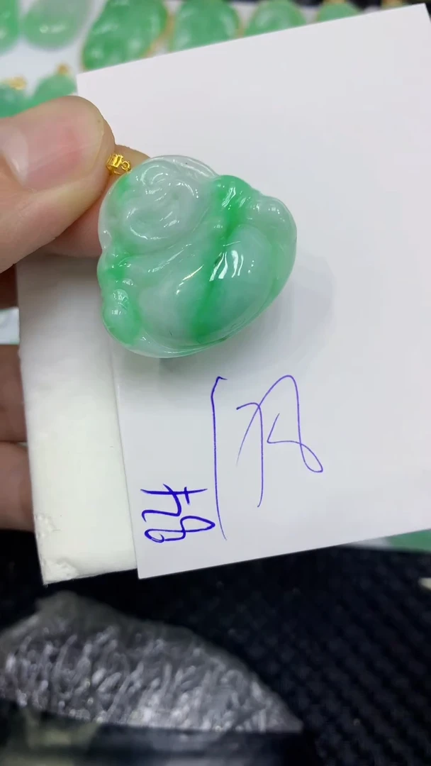 颈饰18K金镶嵌翡翠翡翠11111