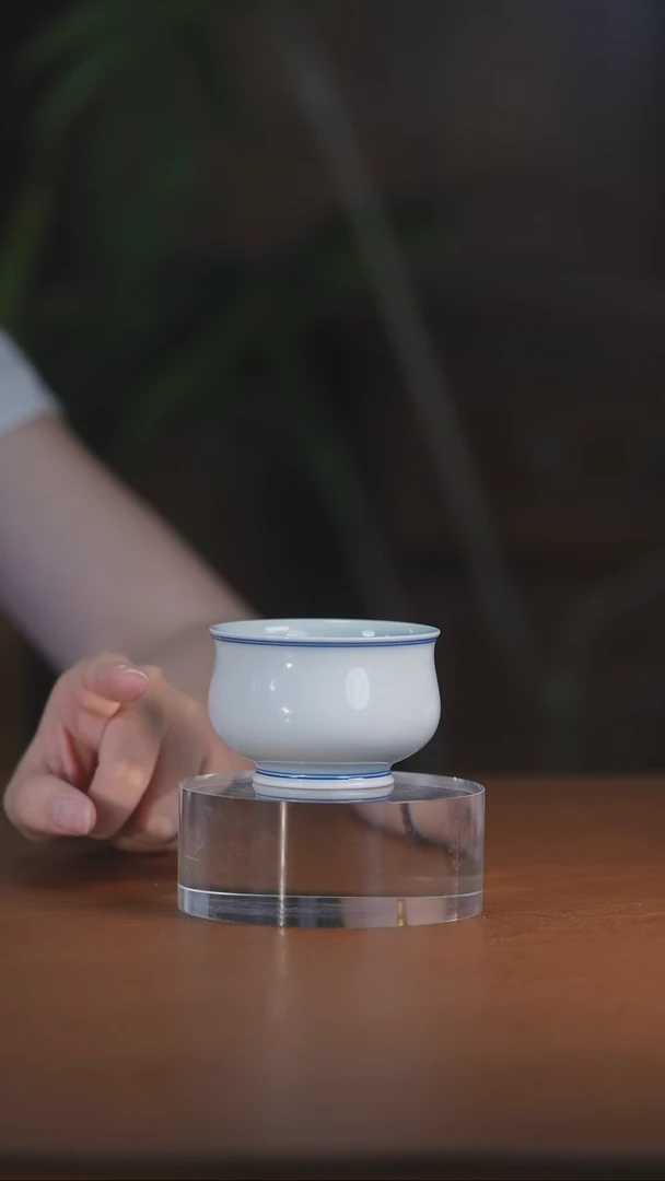 白胎容天杯