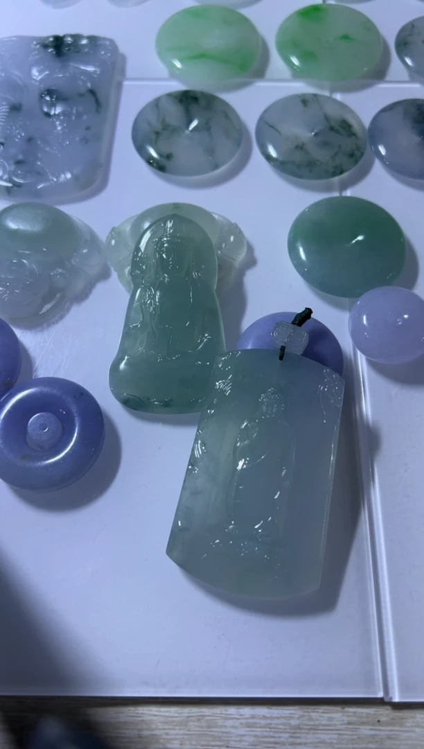 未镶嵌定制翡翠阿弥