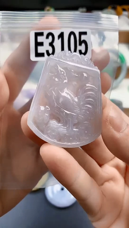 颈饰未镶嵌翡翠天然翡翠吊坠挂件