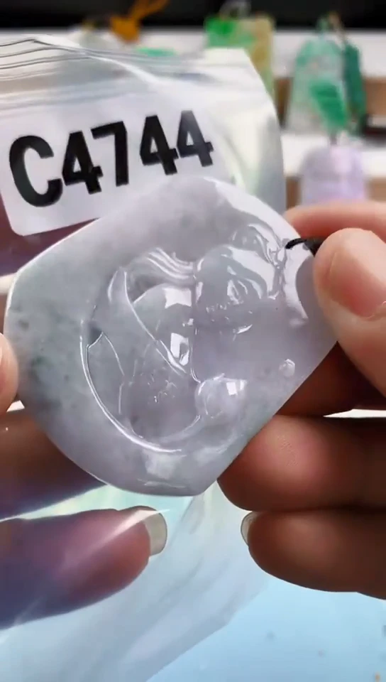 翡翠未镶嵌颈饰天然翡翠吊坠挂件