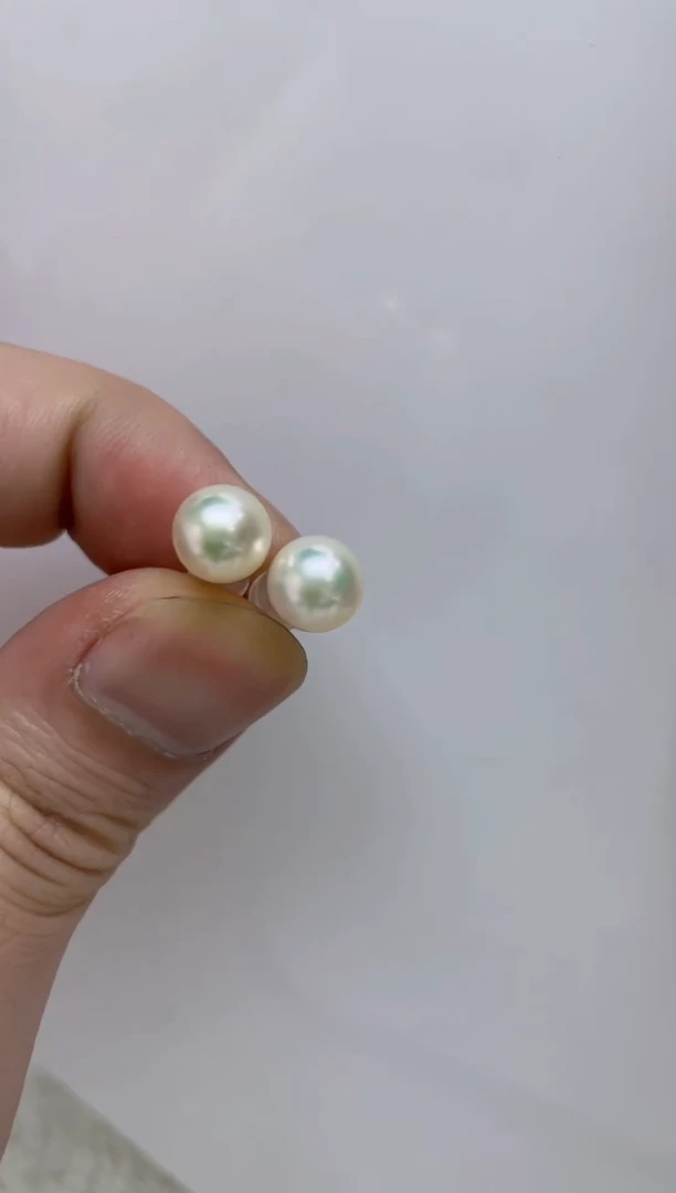 18K金镶嵌耳饰海水珍珠