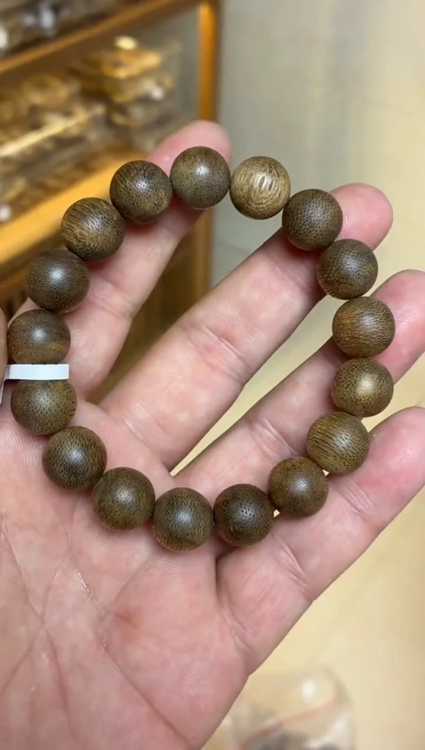 沉香手串 文莱圆珠单圈1.3多样性发其一