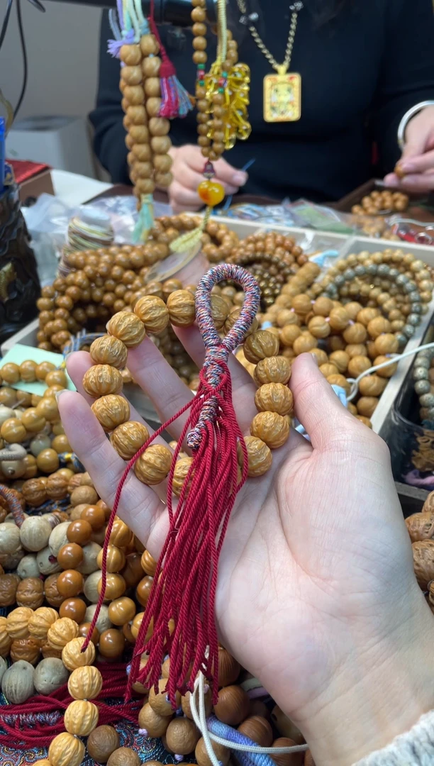 吊坠猴头核桃猴头京八棱葡萄珠