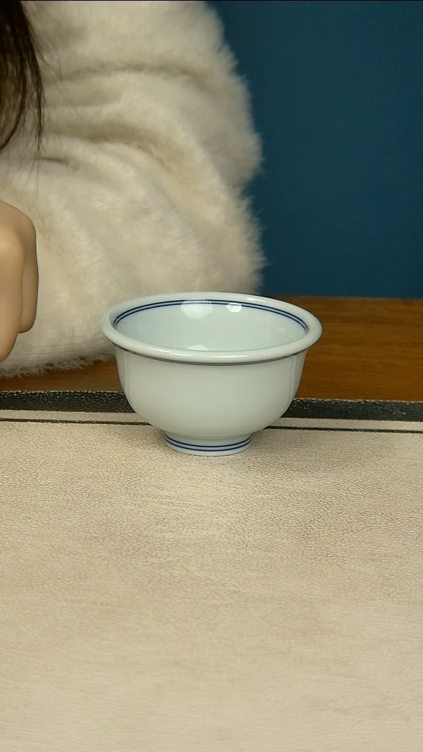 双线小压手杯（雕刻底款）