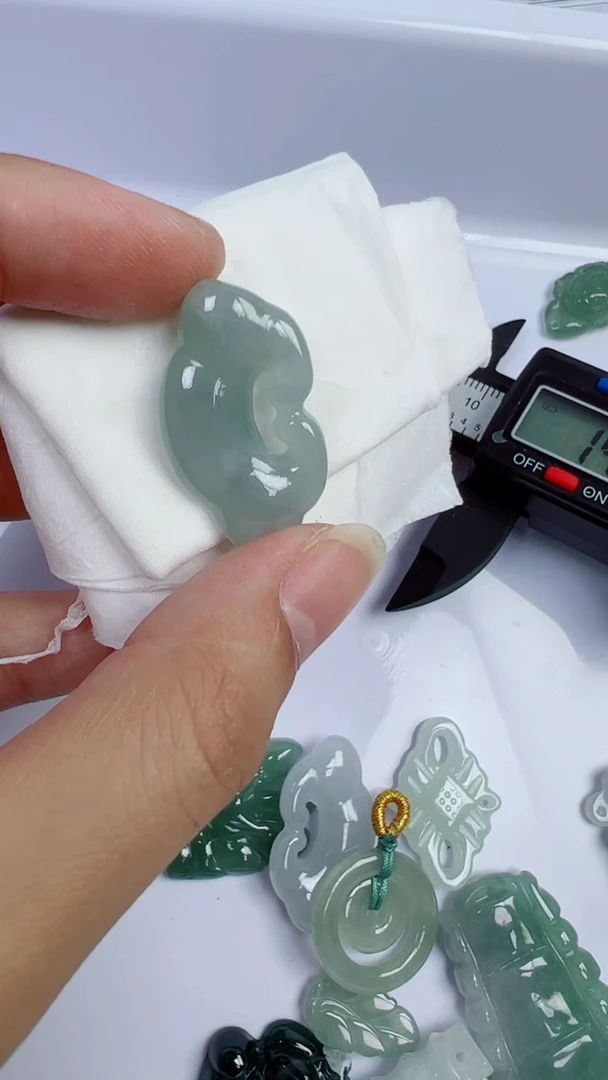散珠翡翠827号链接，A货翡翠