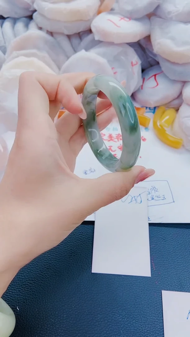 石英质玉手镯未镶嵌N256-56-57