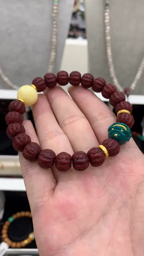 手串猴头核桃玉化京八棱卡11