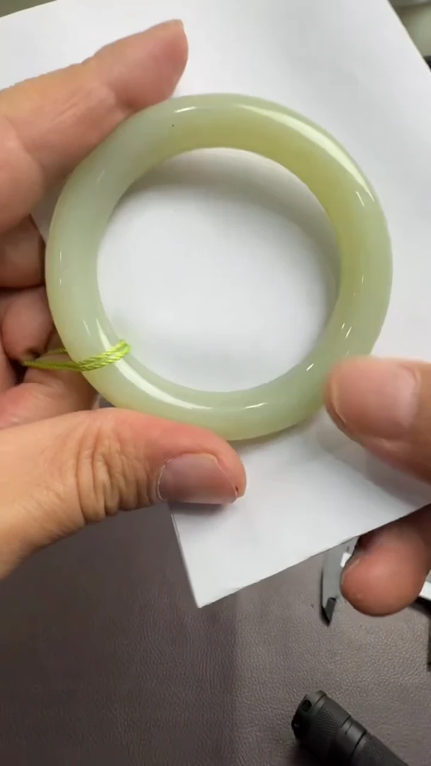 颈饰未镶嵌和田玉手镯57