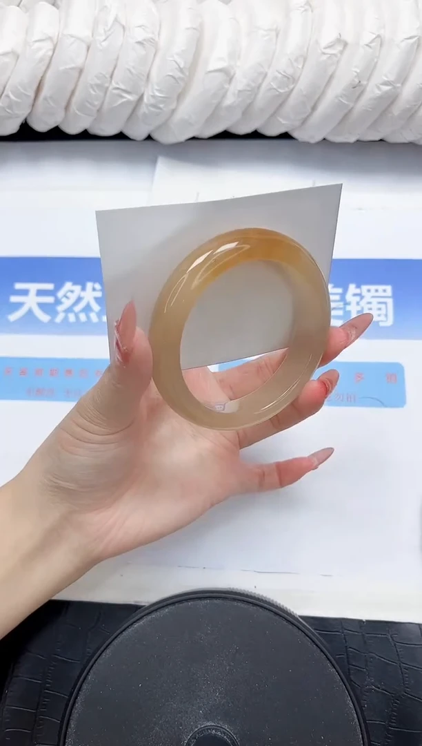 石英质玉手镯未镶嵌133-56