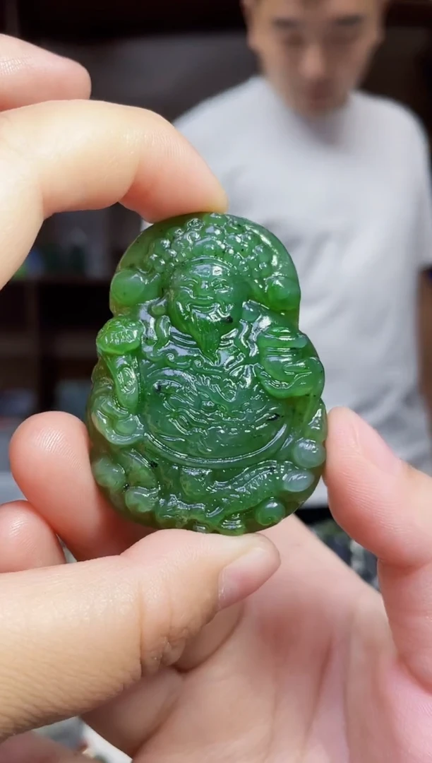 和田玉未镶嵌颈饰1