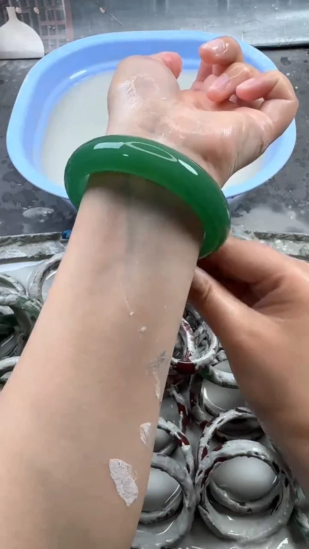 石英质玉手镯未镶嵌46 6263