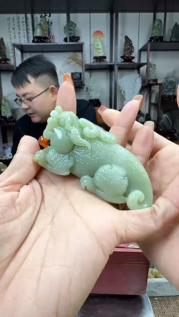 未镶嵌和田玉把件1