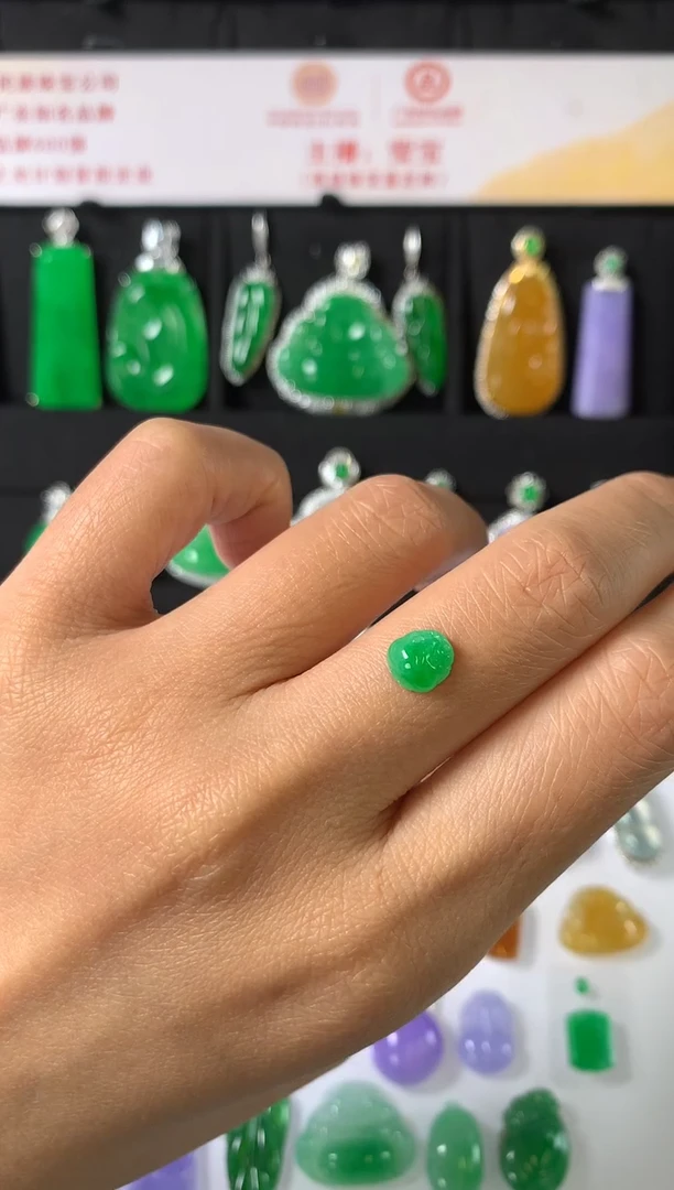 未镶嵌定制翡翠裸石（镶嵌定制）