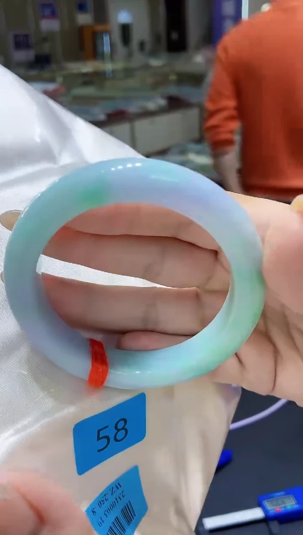 未镶嵌手镯翡翠翡翠手镯58