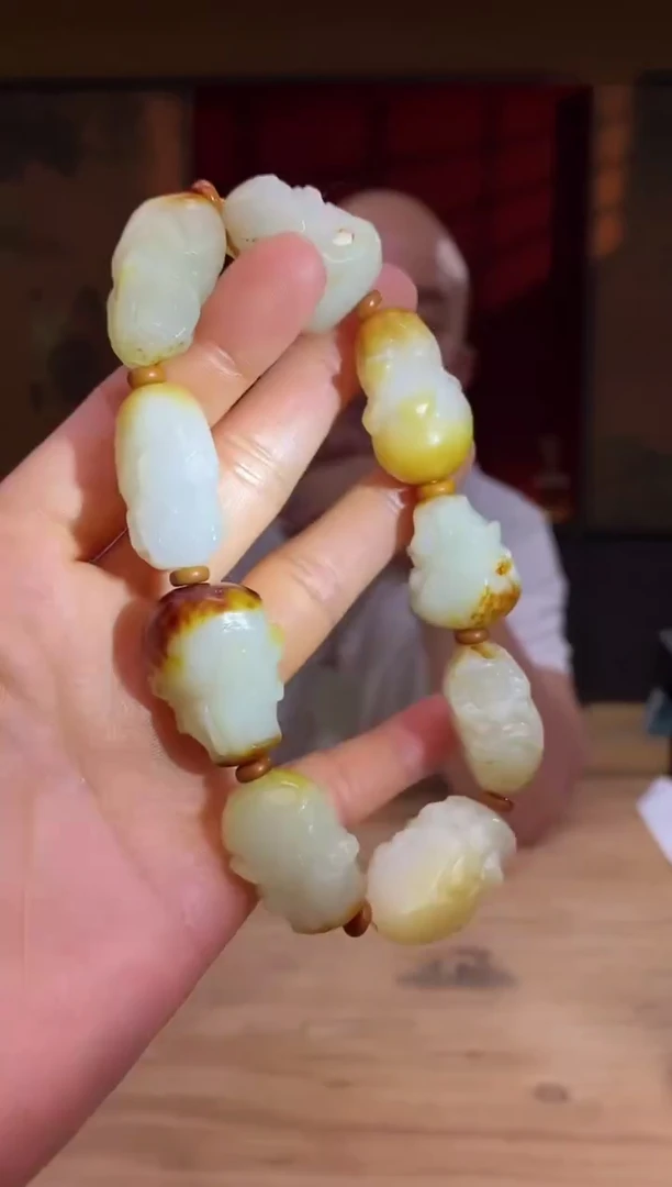 和田玉未镶嵌颈饰d326