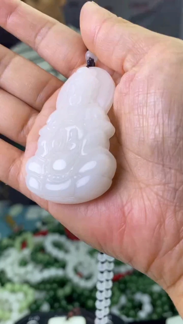 天然玉石未镶嵌颈饰