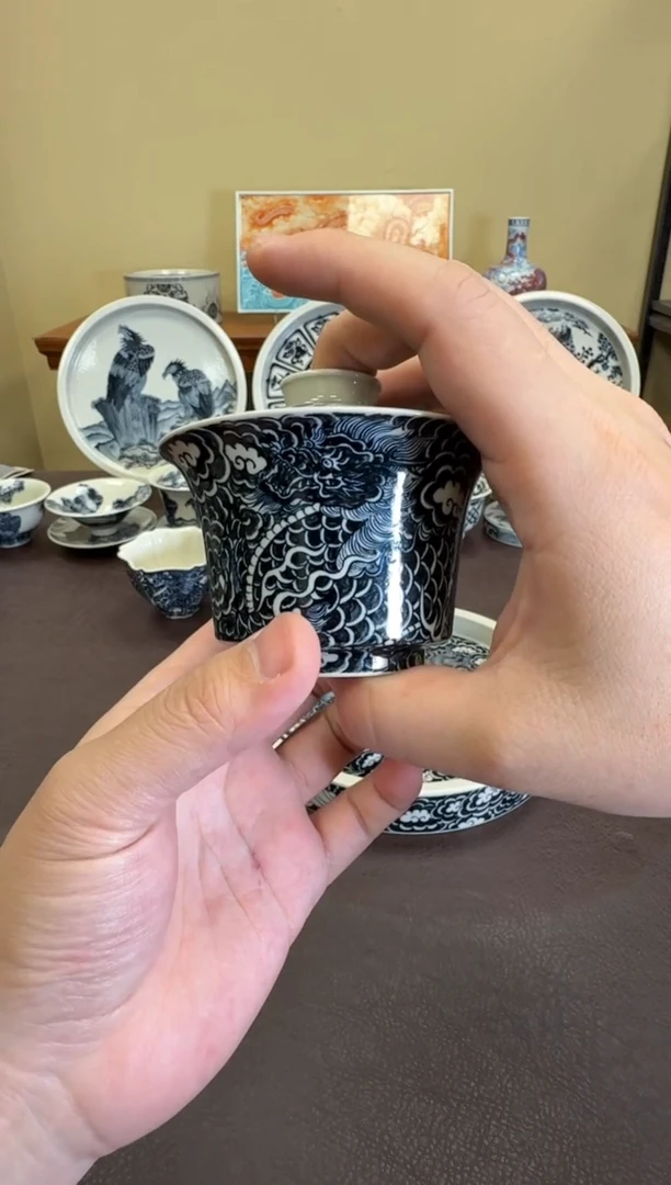 二号釉云墨麒麟马蹄盖碗