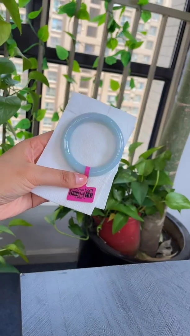 翡翠手镯未镶嵌134手镯53.3