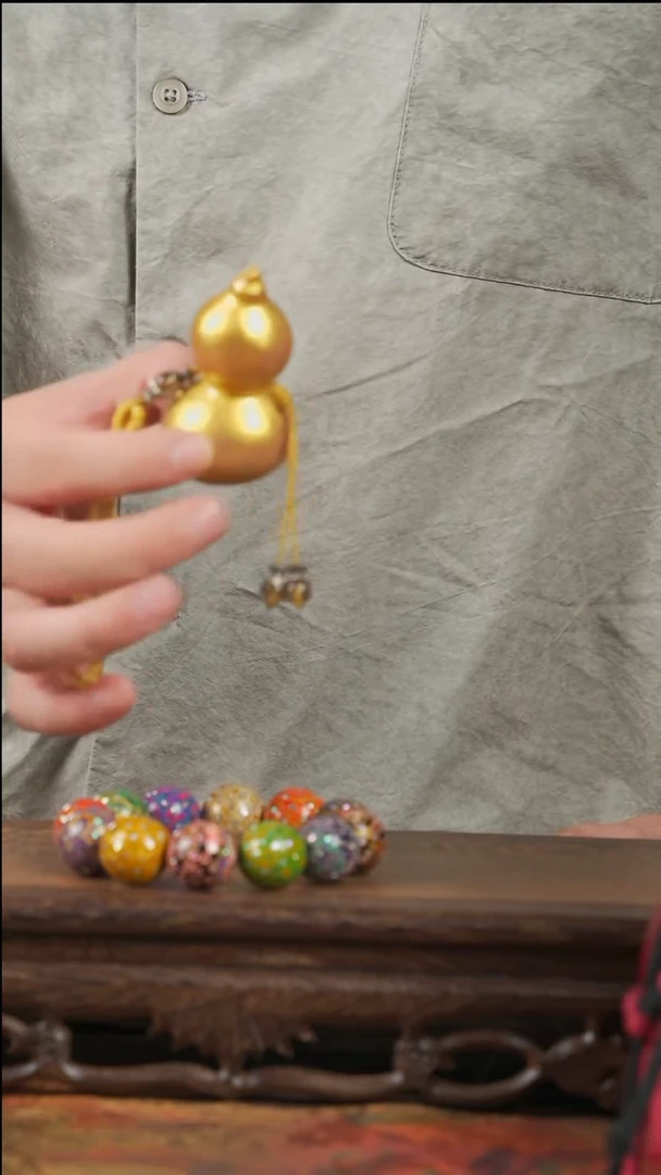 WY129漂漆葫芦挂件(未开口)