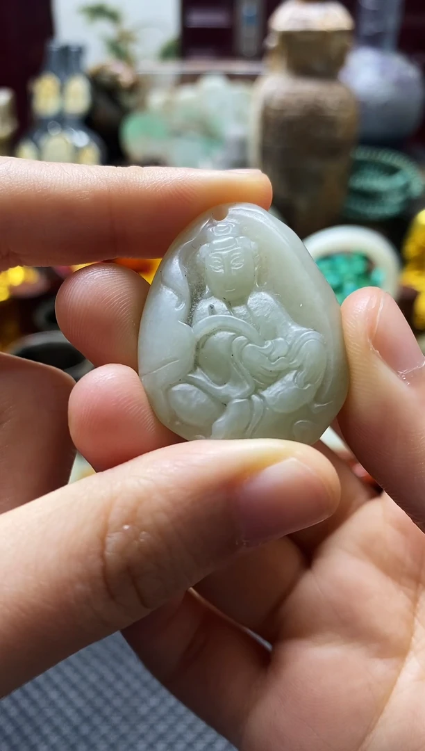 未镶嵌和田玉挂件观音