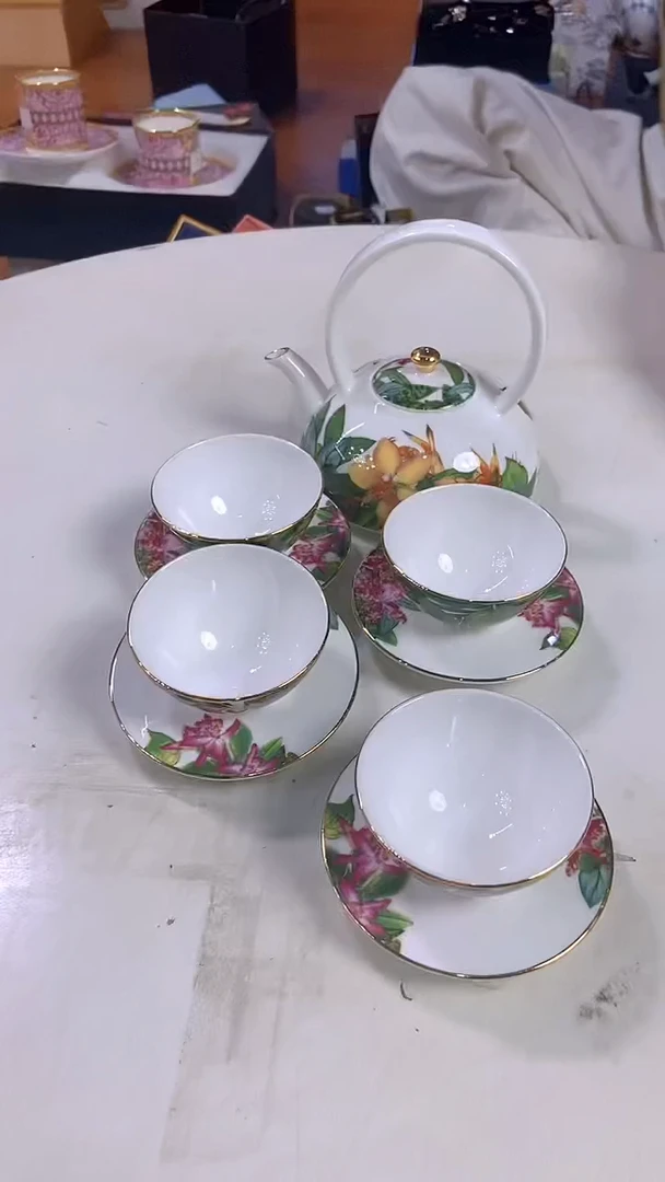 杯鸿辉家品牌瓷器，京东包邮！