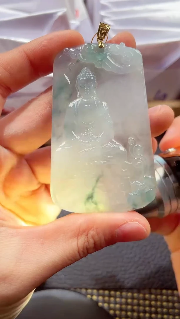 18K金镶嵌挂件翡翠000111大日