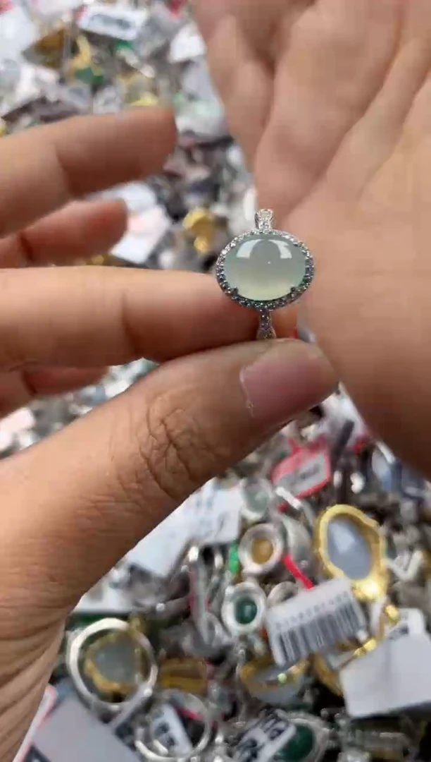 银S925镶嵌戒指翡翠666               2