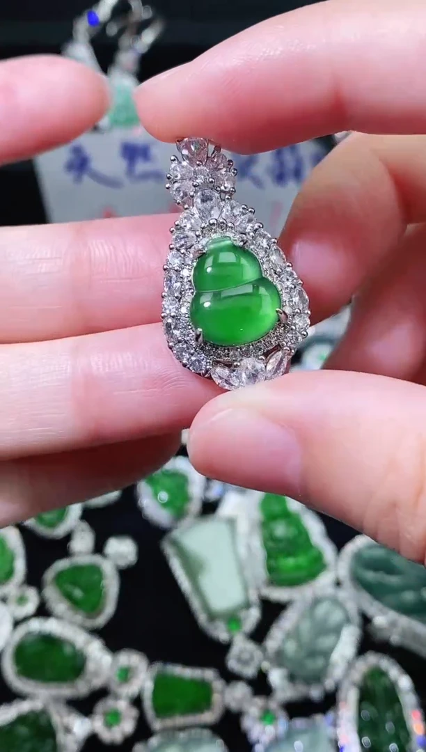 【闪购商品】翡翠未镶嵌颈饰精美翡翠-多样性只发一件H153