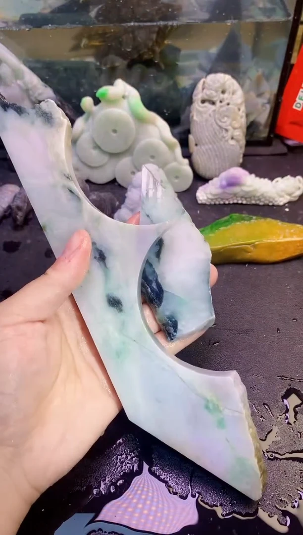 翡翠把件未镶嵌天然翡翠050