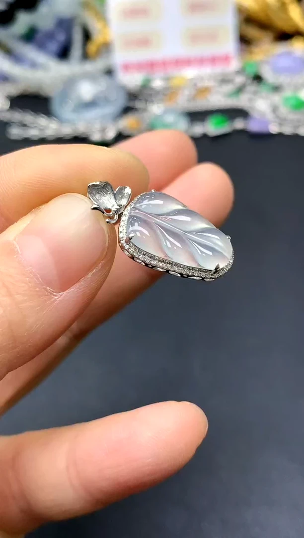 颈饰18K金镶嵌翡翠263-中国好珍宝