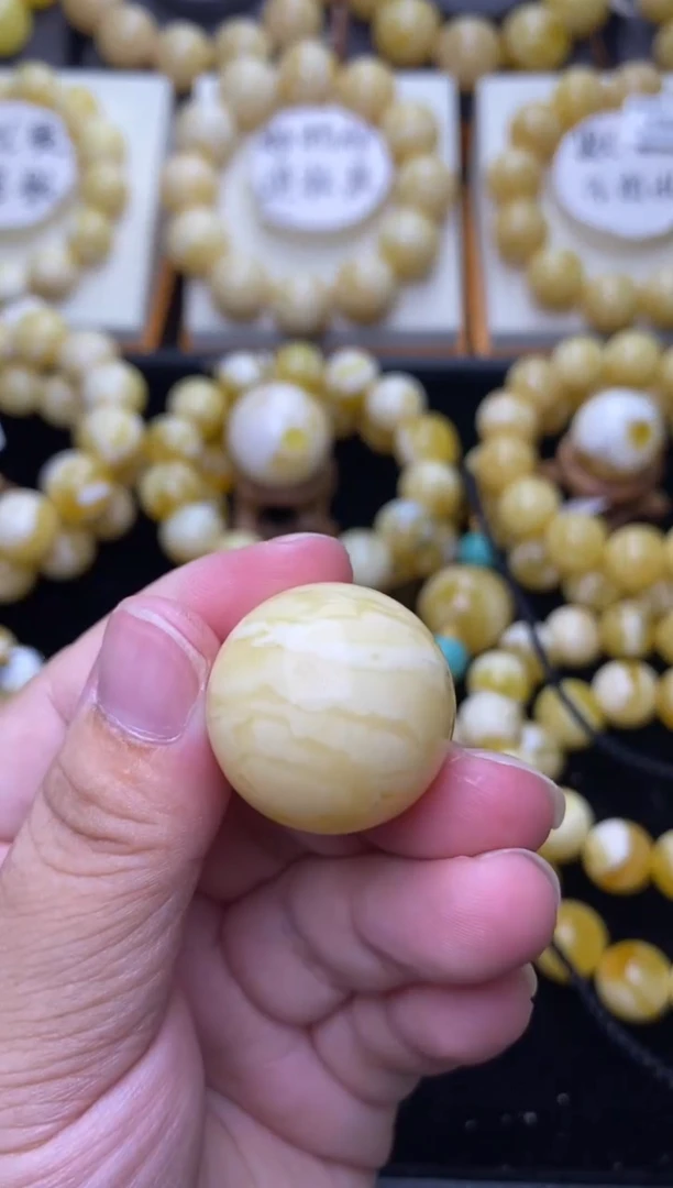 裸石琥珀未镶嵌 大小姐珠宝严选18