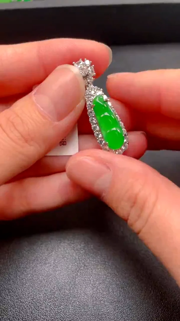 吊坠(不含链)银S925镶嵌翡翠吊坠