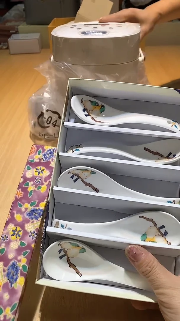 【闪购商品】瓷片锅碗瓢盆一件不剩